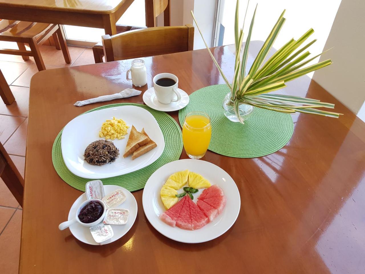 Park View - Airport & City Hotel Alajuela Ngoại thất bức ảnh